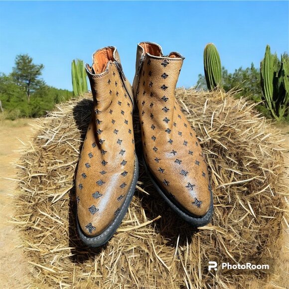 kanna Shoes - Kanna EU 36 brown star embossed ankle boot block heel almond toe